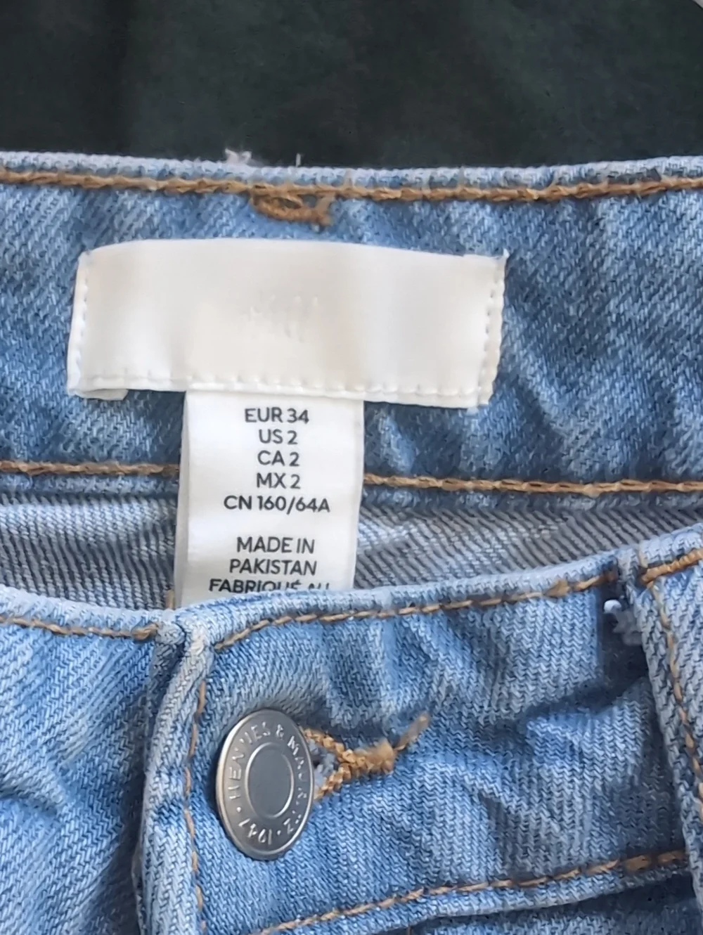 H&M Straight Leg Jean Light Wash